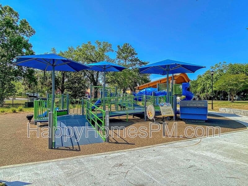North Charleston House: 5086 E Liberty Park Cirlce