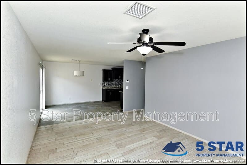 El Paso House: 872 Colbert Shapleigh Place !!