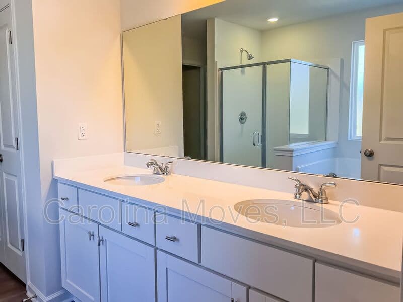Inman House: 345 Carramore Drive