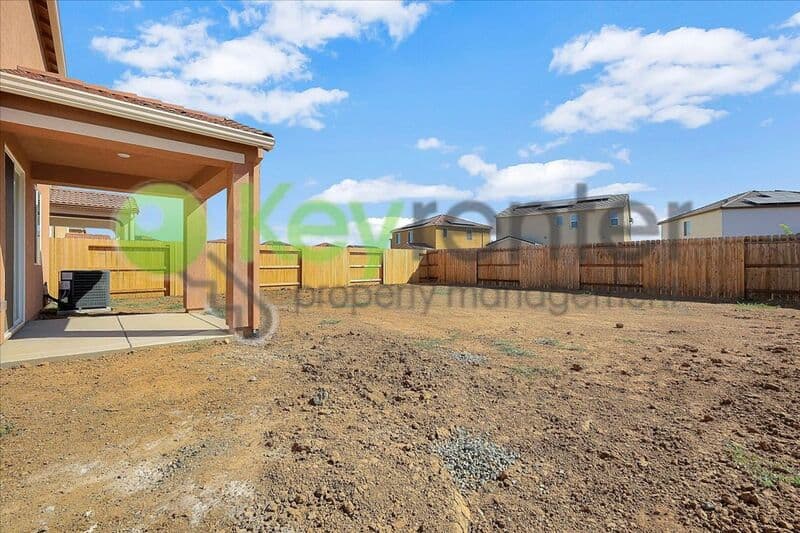 Plumas Lake House: 2061 Hesperian Drive