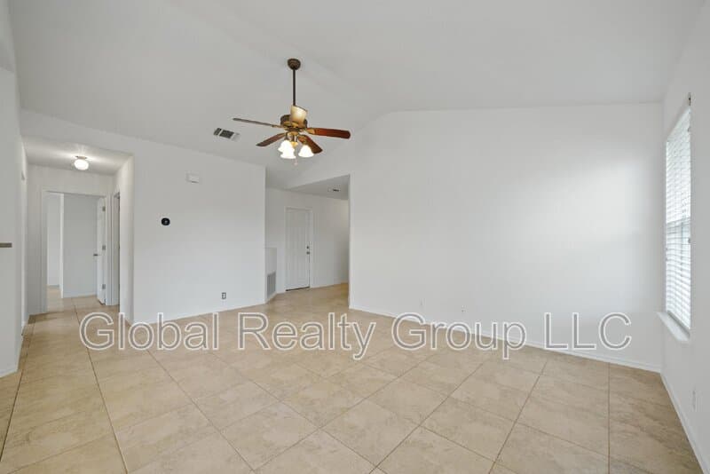 Schertz House: 3413 Whisper Hvn