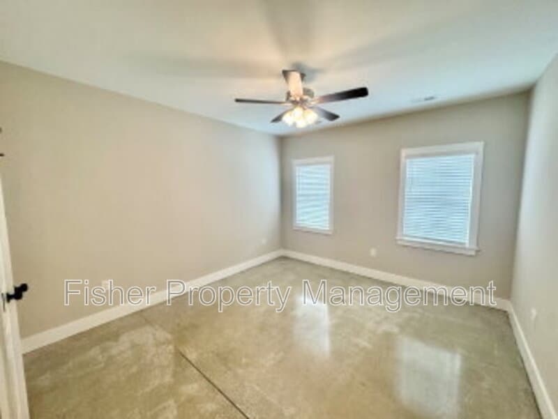 Richmond Condo: 1412 Rogers St