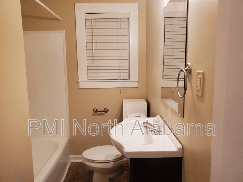 Huntsville Condo: 4006 Foster Ave SW