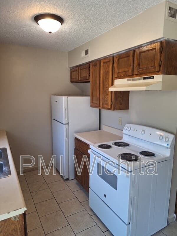 Wichita Townhome: 535 S. Lulu Ave