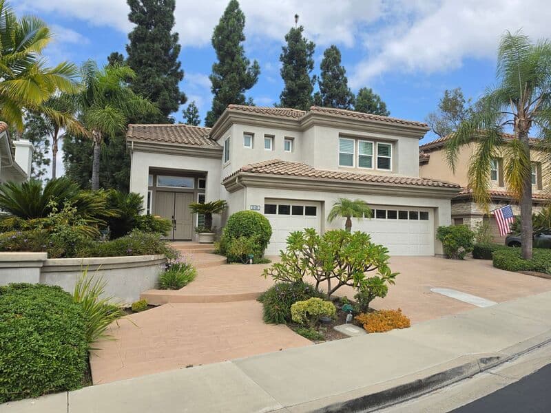 Tustin House: 12425 Woodhall Way