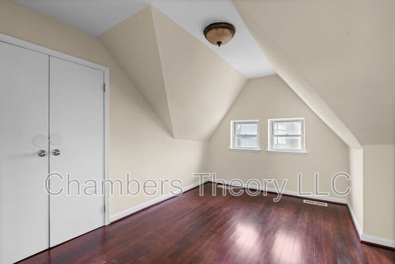 Washington Condo: 533 Florida Avenue NW