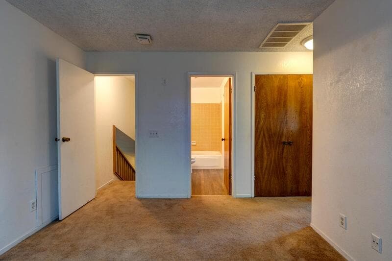 Merced House: 2768 Saratoga Avenue