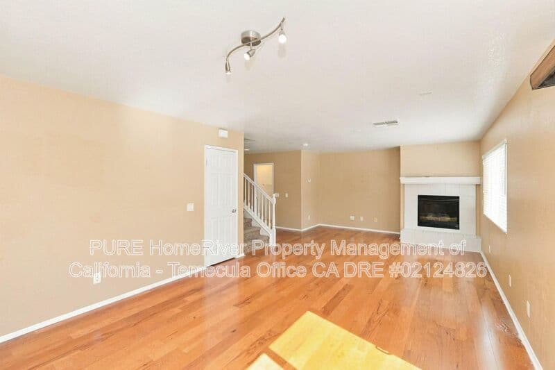 Murrieta House: 31931 Blanca Ct