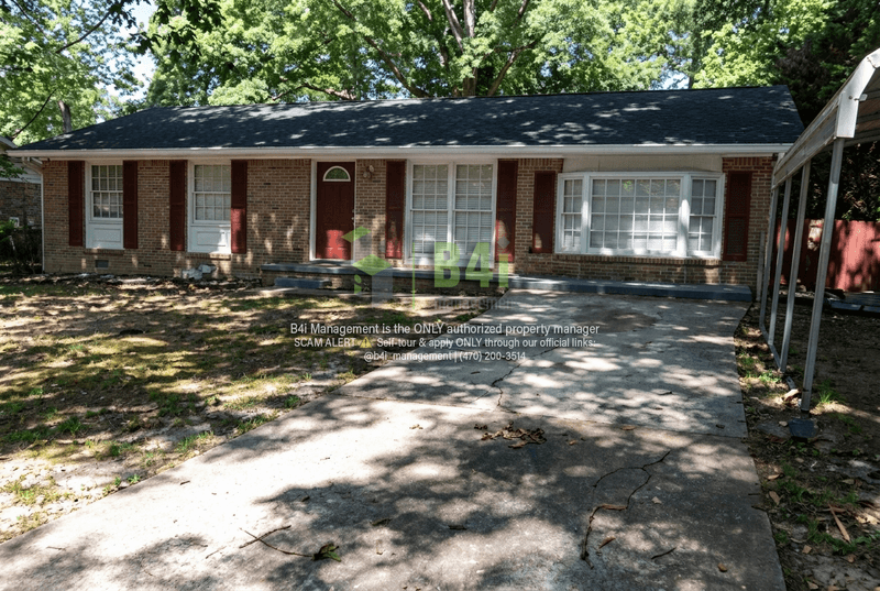 Riverdale House: 6967 Dell Court