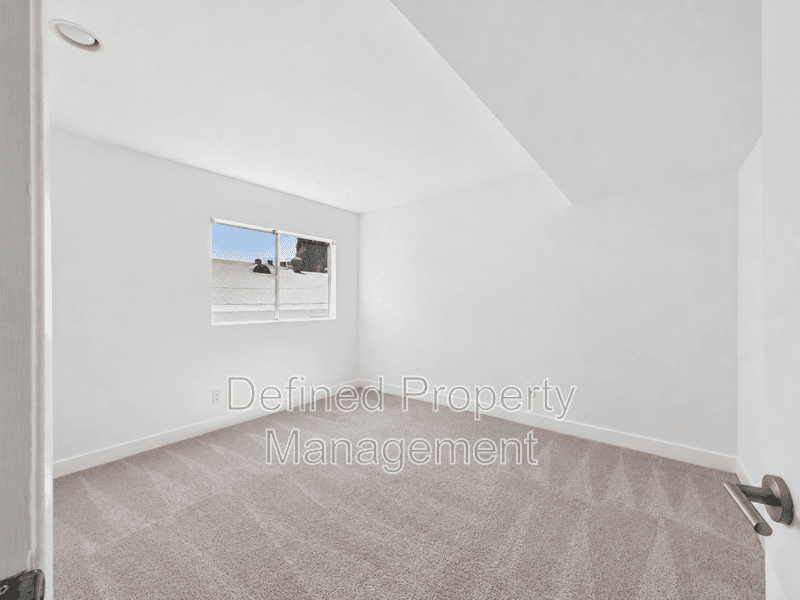 Sherman Oaks Condo: 4365 MAMMOTH AVE