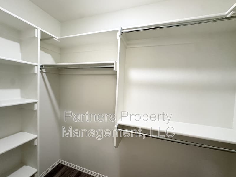 Fayetteville Condo: 821 South Benchmark Lane - 2