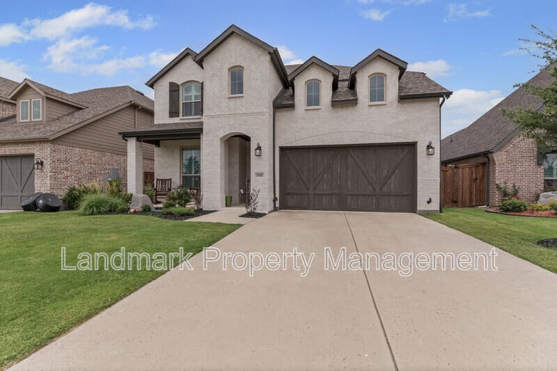 Mansfield House: 1501 Misty Pasture Way