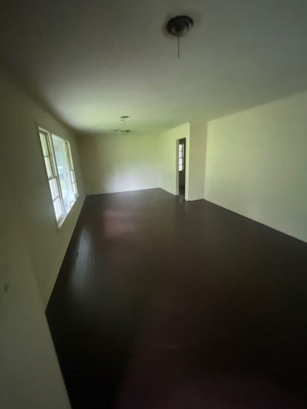 Jackson House: 925 Oleander Avenue- NEW