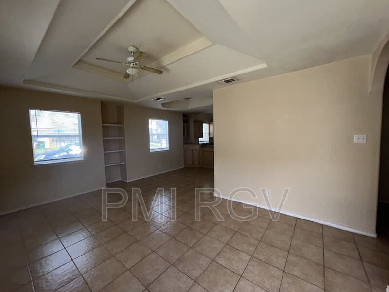 Pharr Condo: 1803 W Douglas St