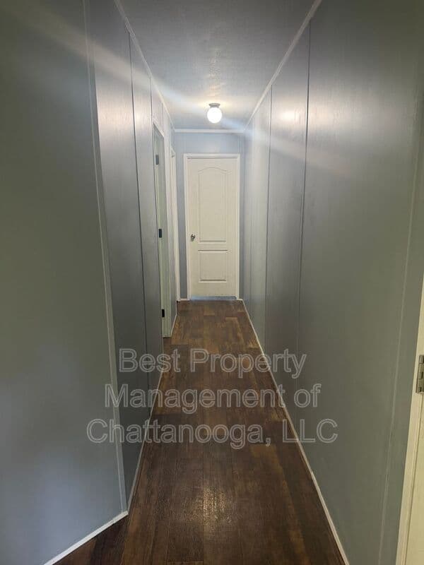 Lafayette House: 1375 Shinbone Rd