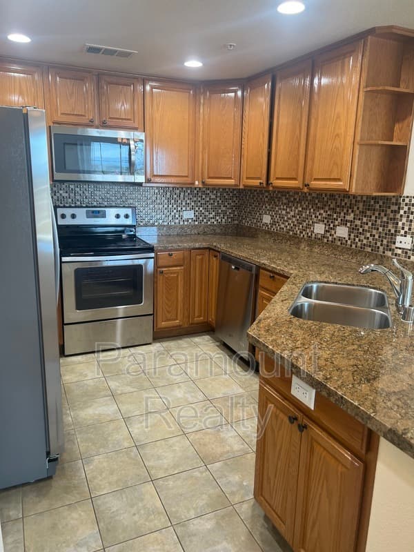 Milpitas Condo: 700 S. Abel St.