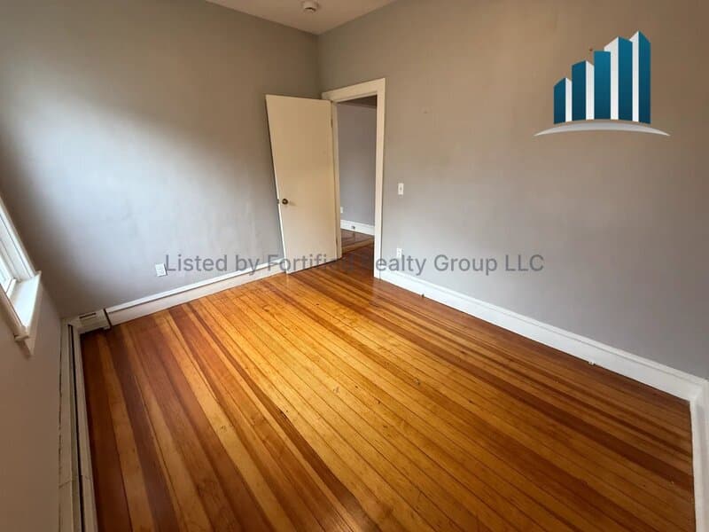 Fall River Condo: 73 Brown St