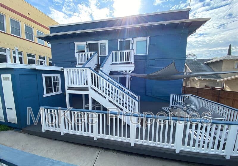 San Diego Condo: 2262 Market Street