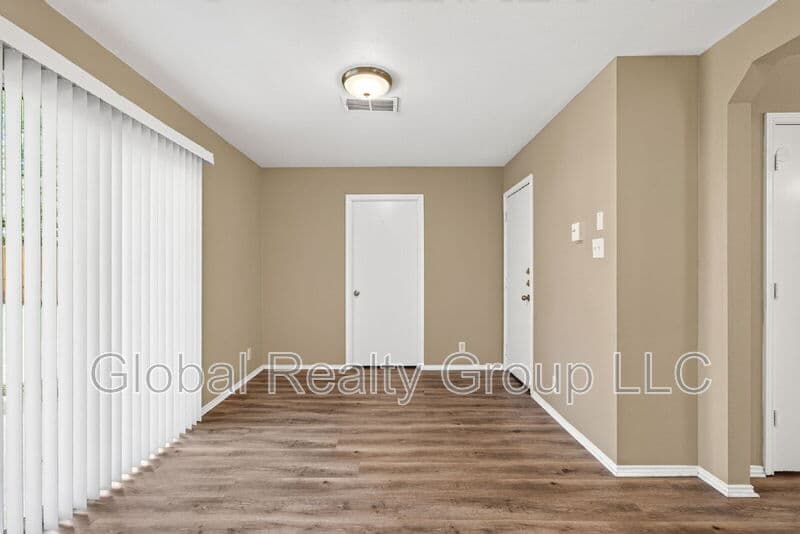 Cibolo House: 112 Willow View