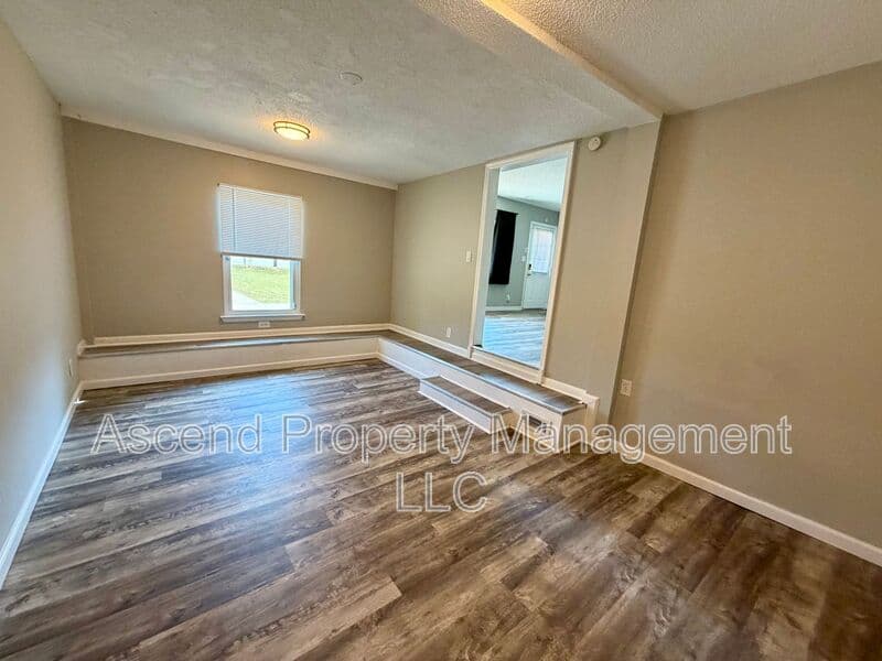 Chattanooga House: 7707 Canyon Dr