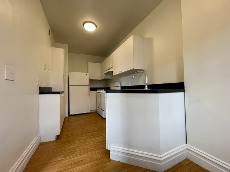 St Louis Condo: 6332 North Rosebury Avenue 2W