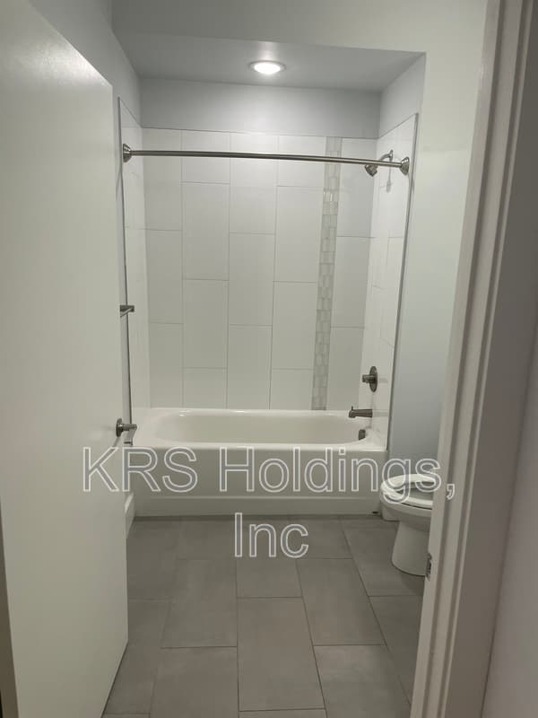 Richmond Condo: 805 W Cary St
