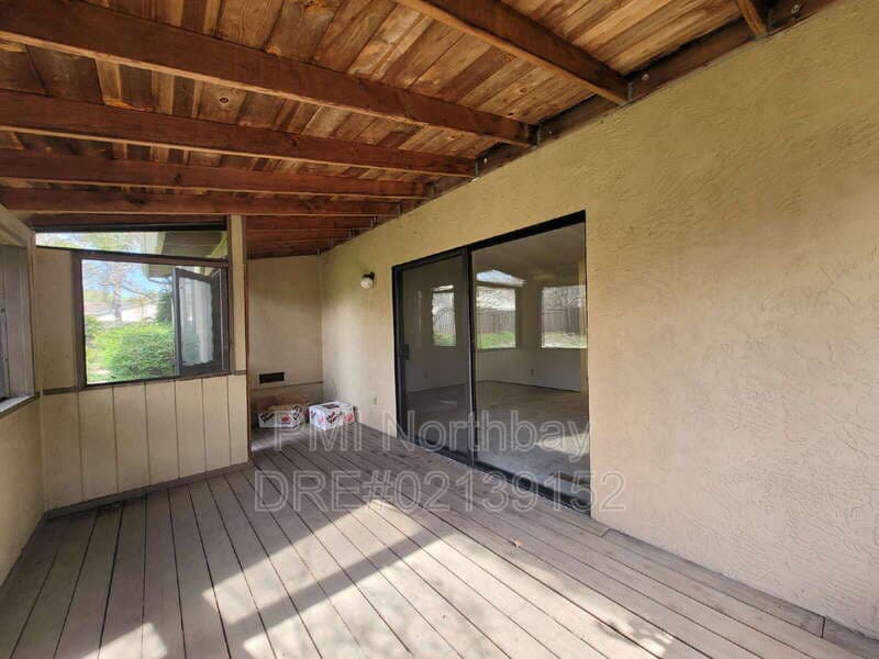 Fairfield House: 3552 Larchmont Court