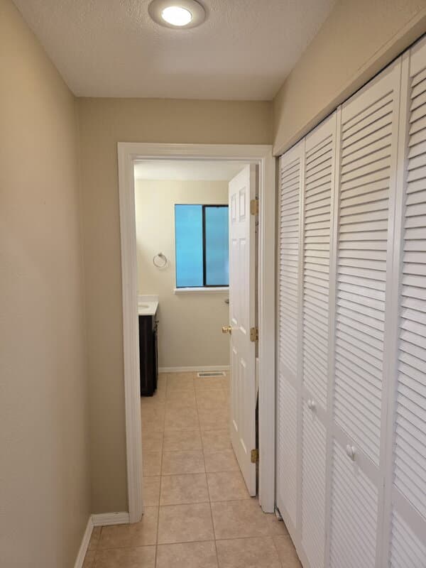 Mill Creek House: 2730 152nd Pl SE