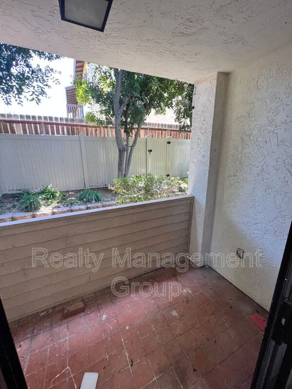 El Cajon Condo: 1013 Sunshine Ave