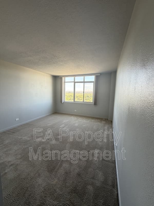Albuquerque Condo: 1331 Park Ave SW