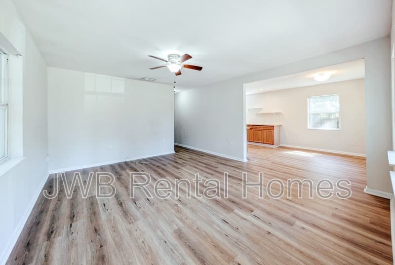 Jacksonville House: 3643 Morris Ave