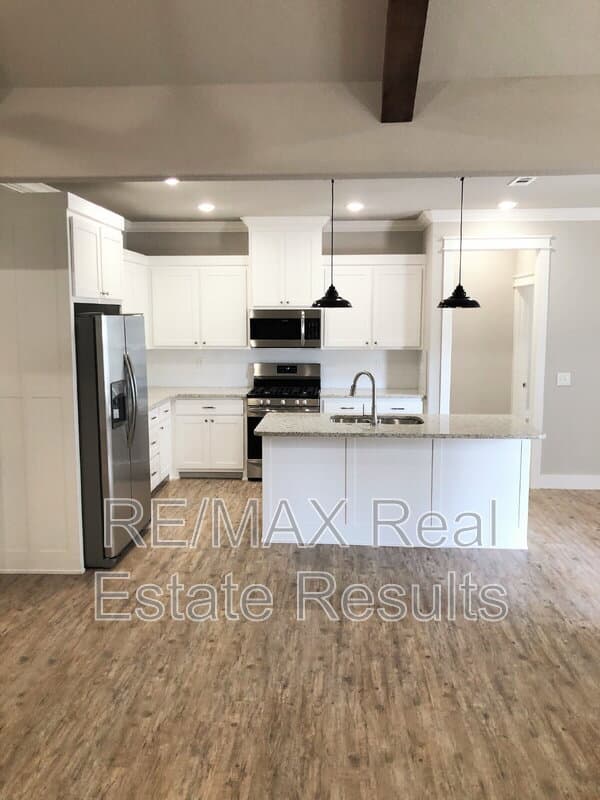 Pea Ridge Condo: 1713 Tracey Rd