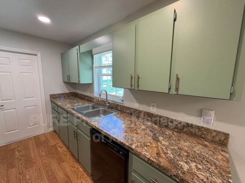 Ocala House: 53 Pecan Run Dr