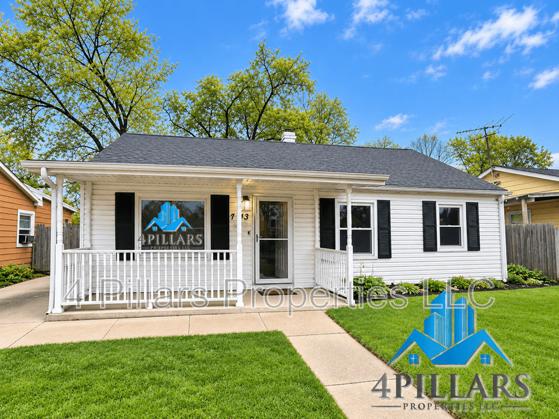 Hammond House: 7743 Delmar Avenue