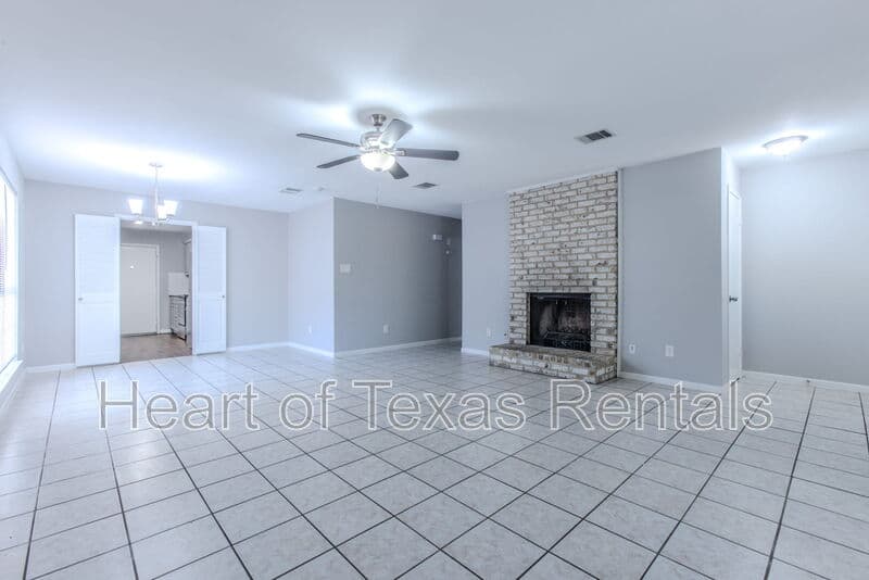 Waco Condo: 6824 Edmond Avenue