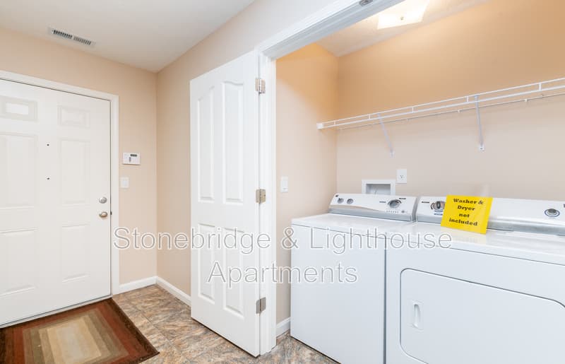 Jeffersonville Condo: 201 Stonebench Circle