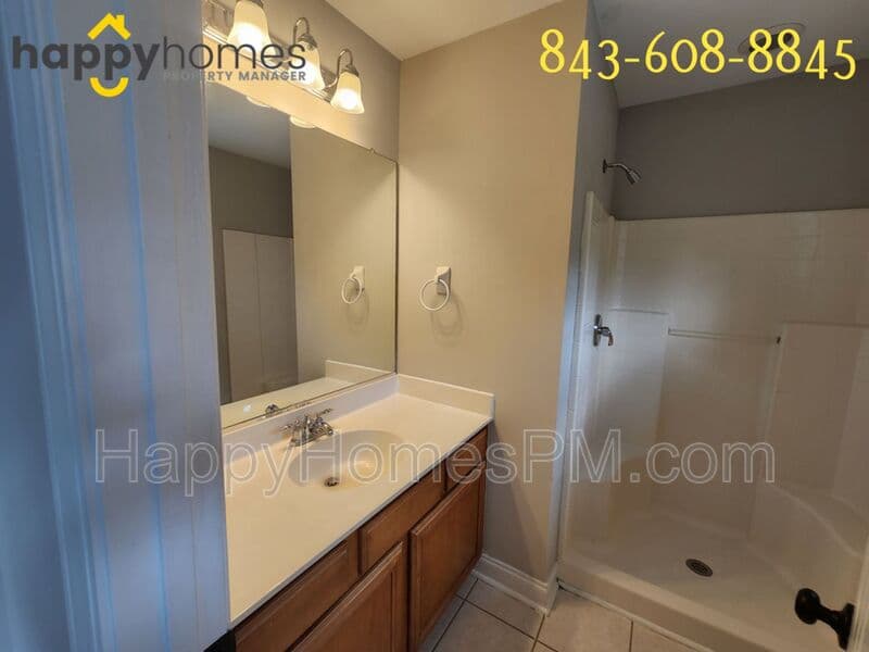 Summerville House: 111 Walden Ridge Way