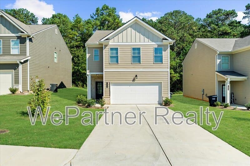 Calhoun House: 109 Vickery Lane