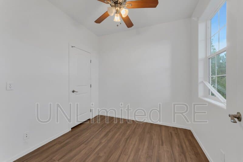 Flagstaff Townhome: 2443 West Pikes Peak Drive