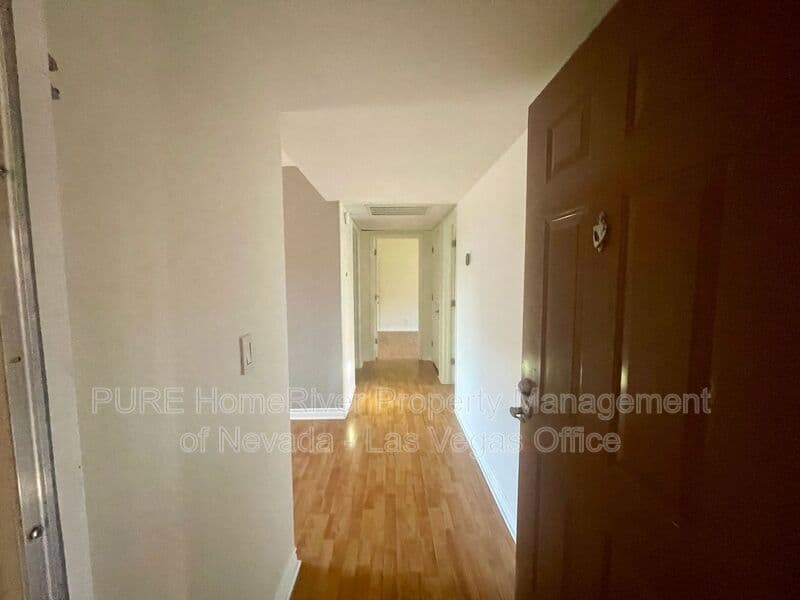 Las Vegas Condo: 5206 River Glen Dr