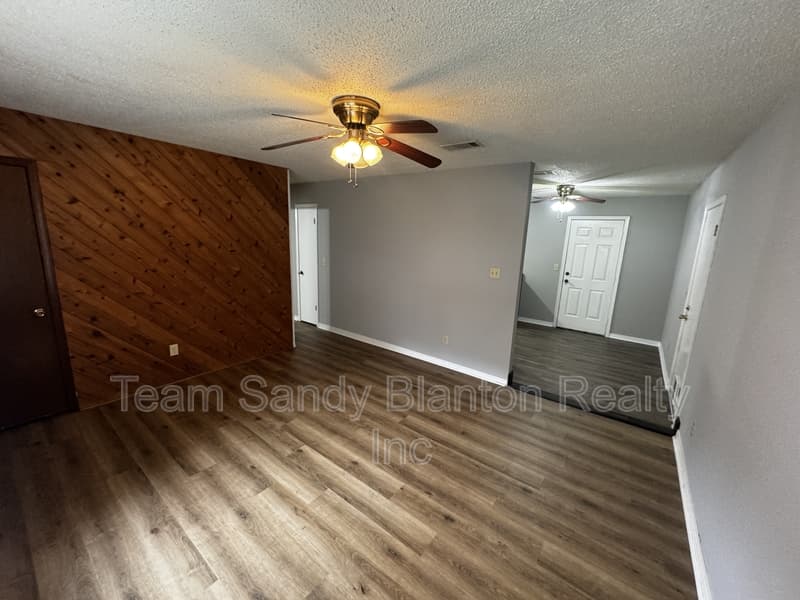 Pace House: 4240 Del Almirante Circle