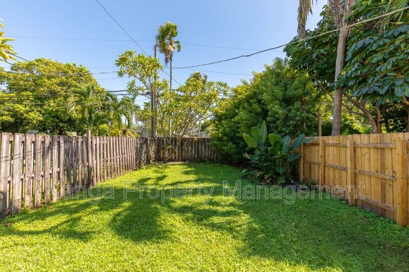 Fort Lauderdale House: 1134 Ne 16 Terrace