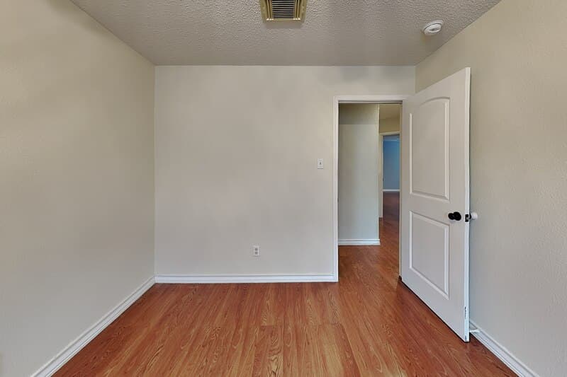 San Antonio House: 447 Irongate Rdg