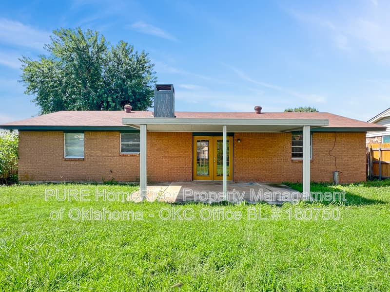 Yukon House: 1029 Cambridge Dr