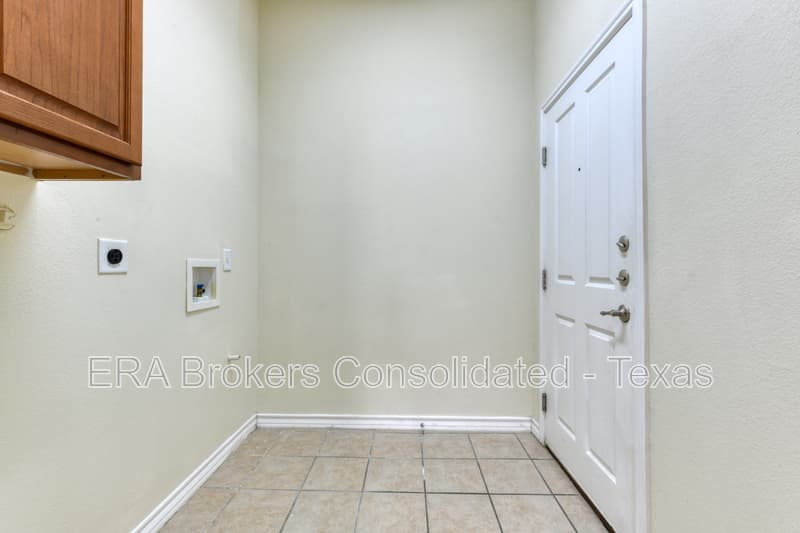 San Antonio Townhome: 22209 Sausalito Court
