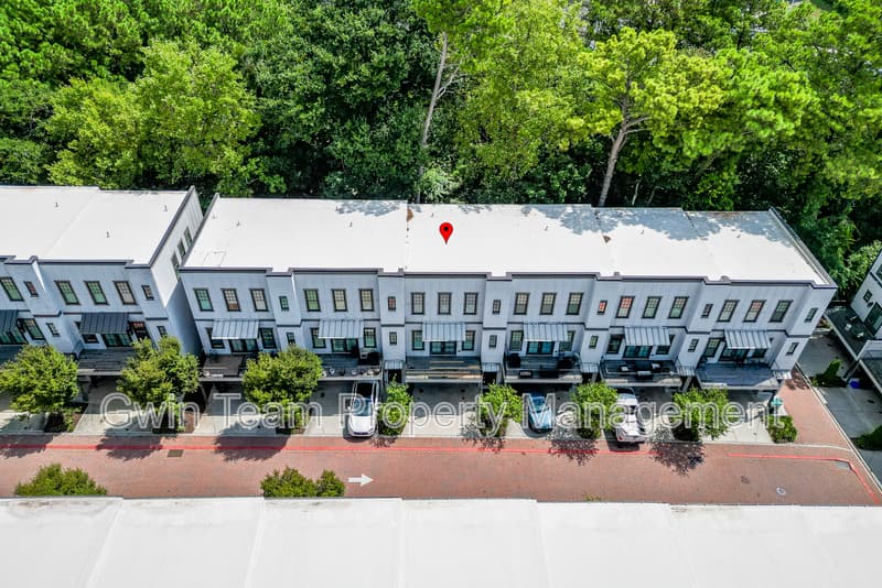 Atlanta Townhome: 721 Taylor Ct