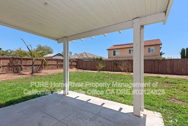 Menifee House: 29055 Emerald Cir.