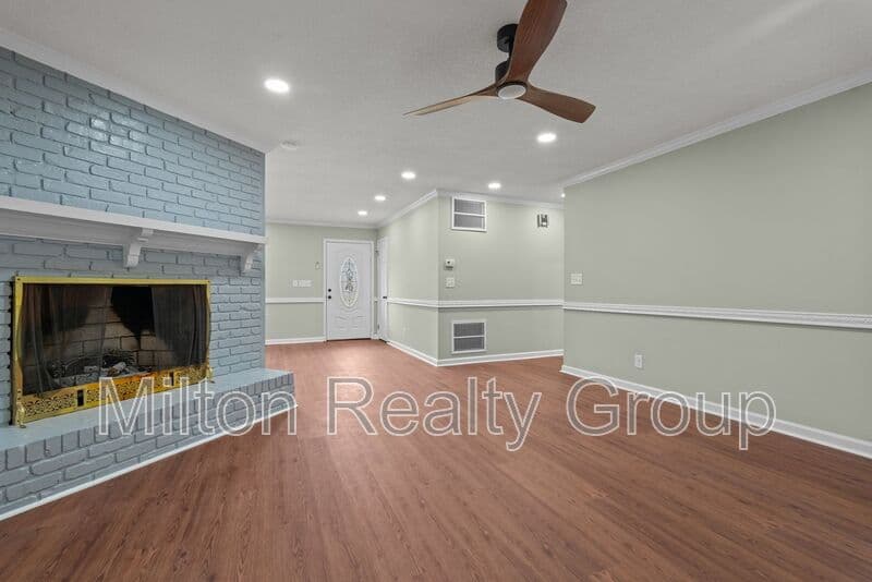Dunn House: 1505 Fairview St.