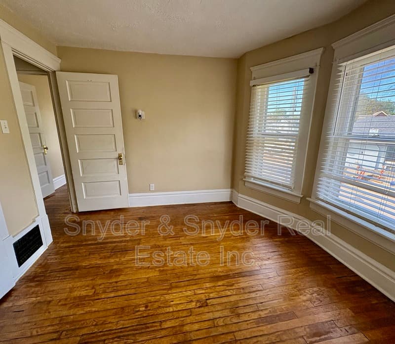 Akron House: 117 Dodge Avenue