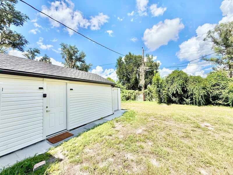 Lakeland Condo: 1704 East Elm Road - 1/2
